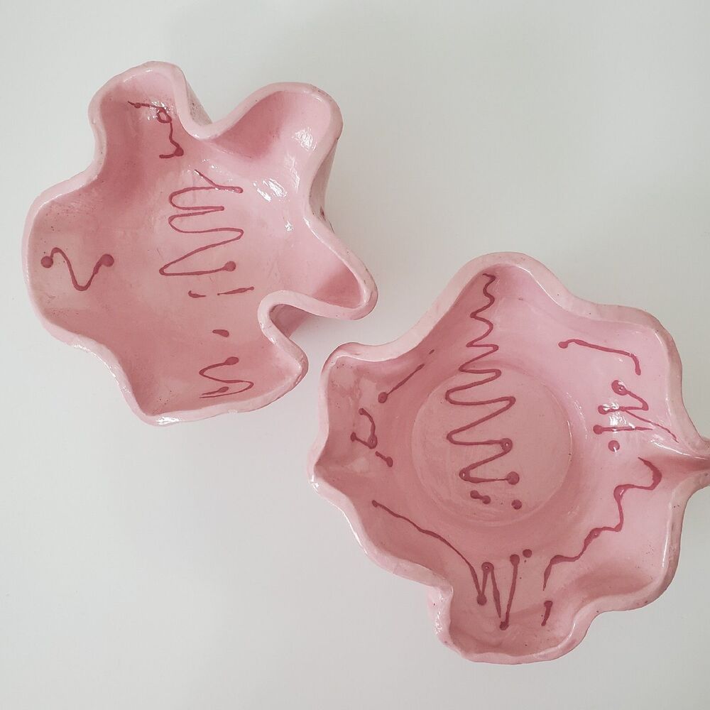 Handmade Pink Scalloped Edge Pottery Bowls Set of 2